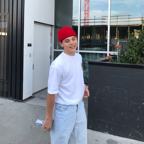 Meet your Posher, Edward - Picture 6 of 8